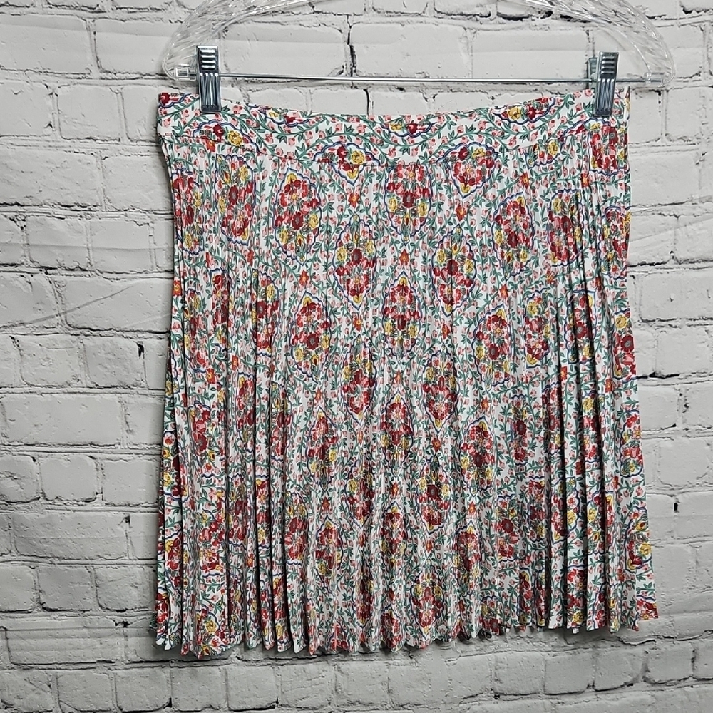 Boden Floral Pleated Mini Skirt Size 8 Like New
